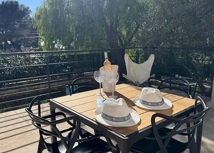 Le Grand Soleil Villa *