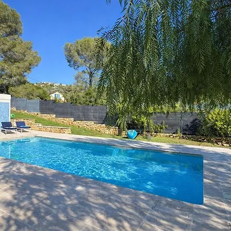 Villa Villa