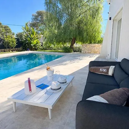 Villa Villa
