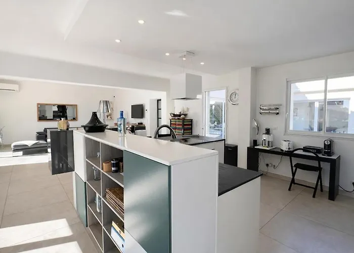 Вилла Le Grand Soleil Рокбрюн-сюр-Аржан