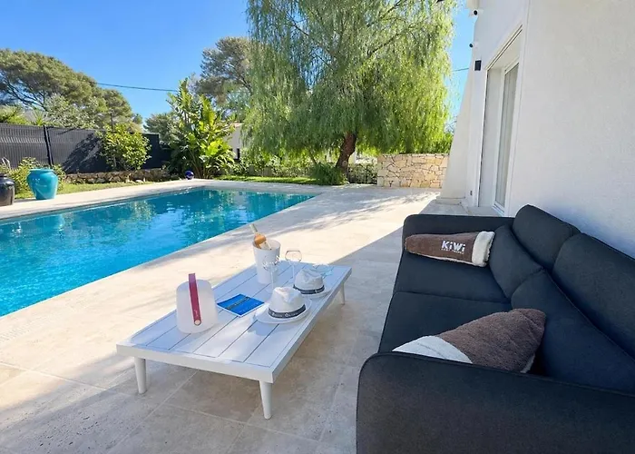 Вилла Le Grand Soleil Рокбрюн-сюр-Аржан